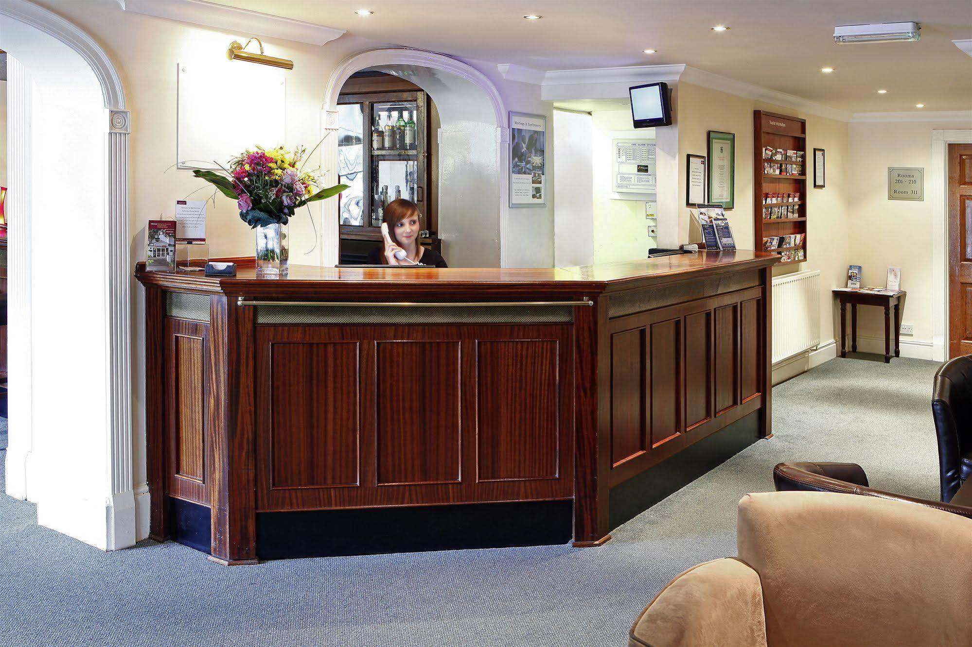Stafford South Hatherton Hotel 펜크리지 외부 사진