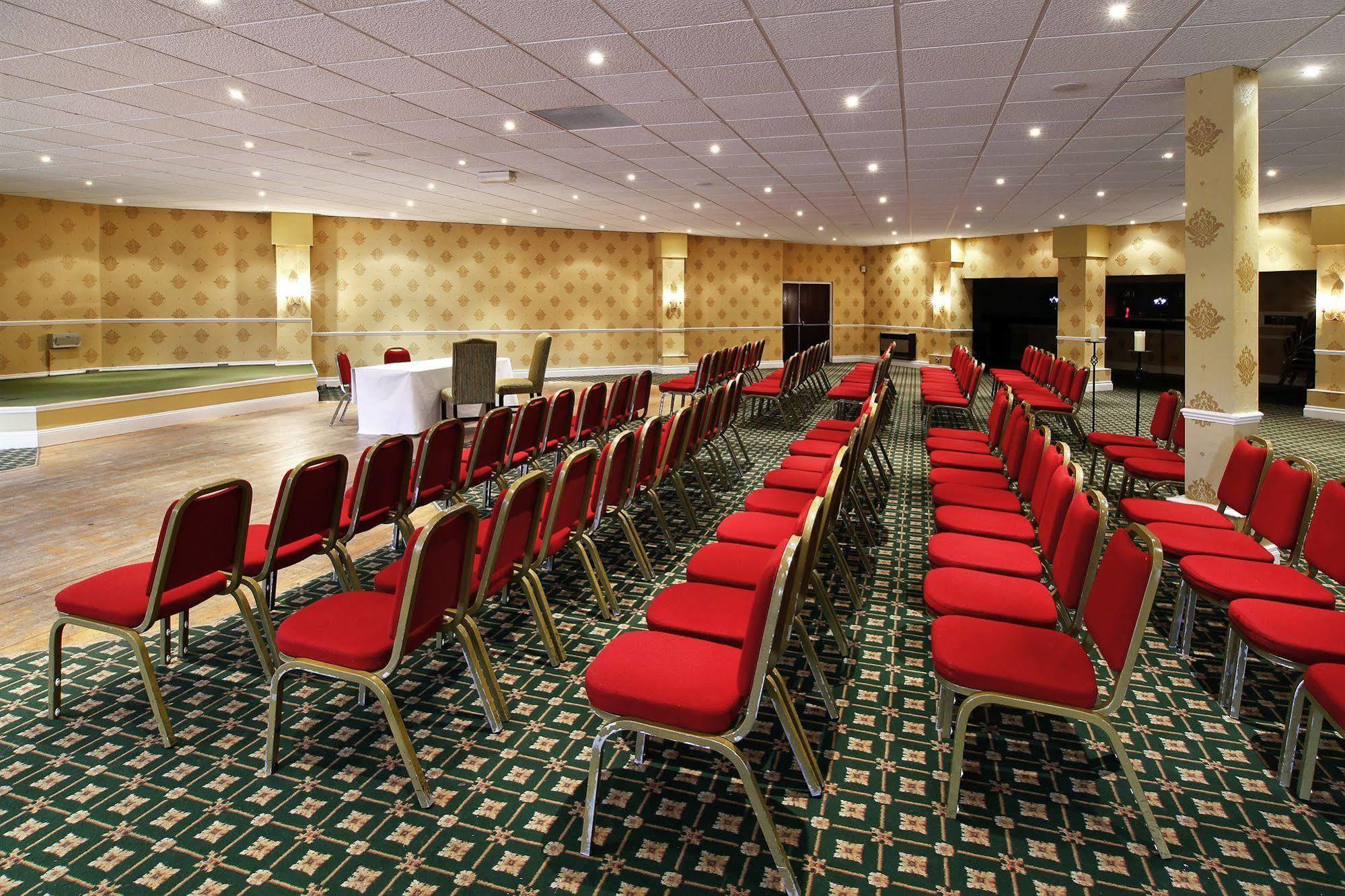 Stafford South Hatherton Hotel 펜크리지 외부 사진