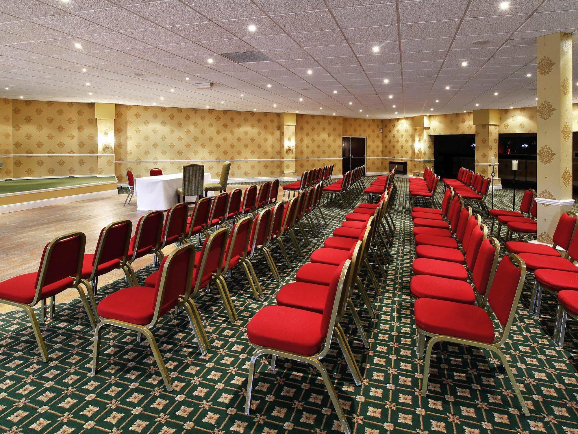 Stafford South Hatherton Hotel 펜크리지 외부 사진
